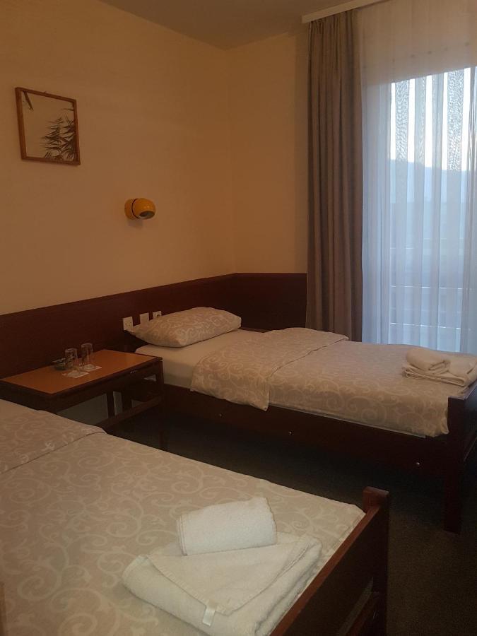 Hotel Sax Balkan ディミトロヴグラード エクステリア 写真
