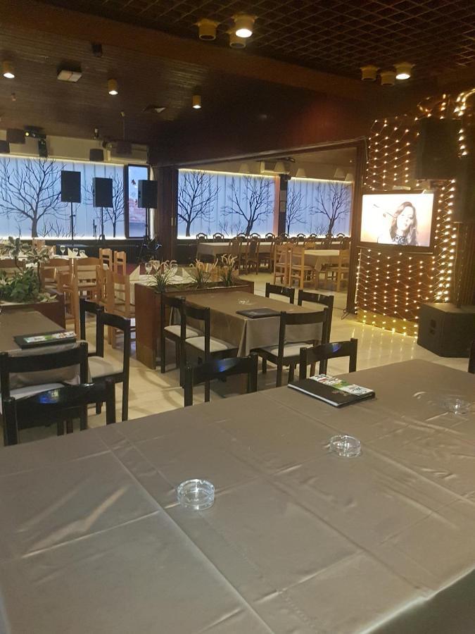 Hotel Sax Balkan ディミトロヴグラード エクステリア 写真